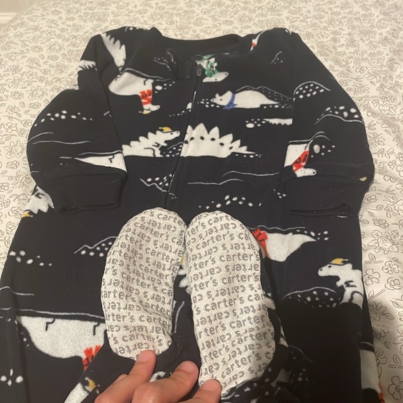 Carters fleece sleeper onesie - Picture 3 of 5
